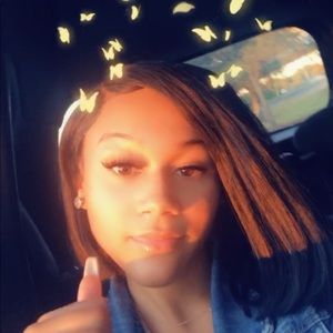 Meet your Posher, Alaina